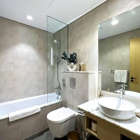 Keyrock Living - Burj Khalifa View Retreat With Pool Apartment Dubai Exterior photo